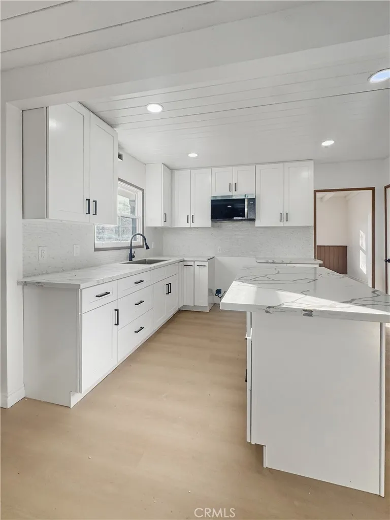 41809 22nd St W, Palmdale, California 93551 home-pic-22